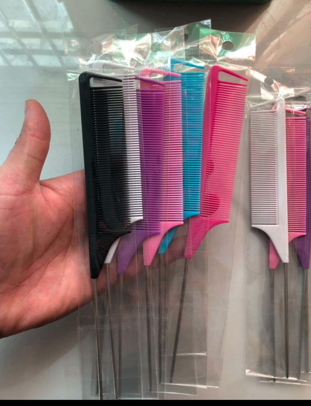 Teasing Styling with long steel pins for women and men parting for all Hair